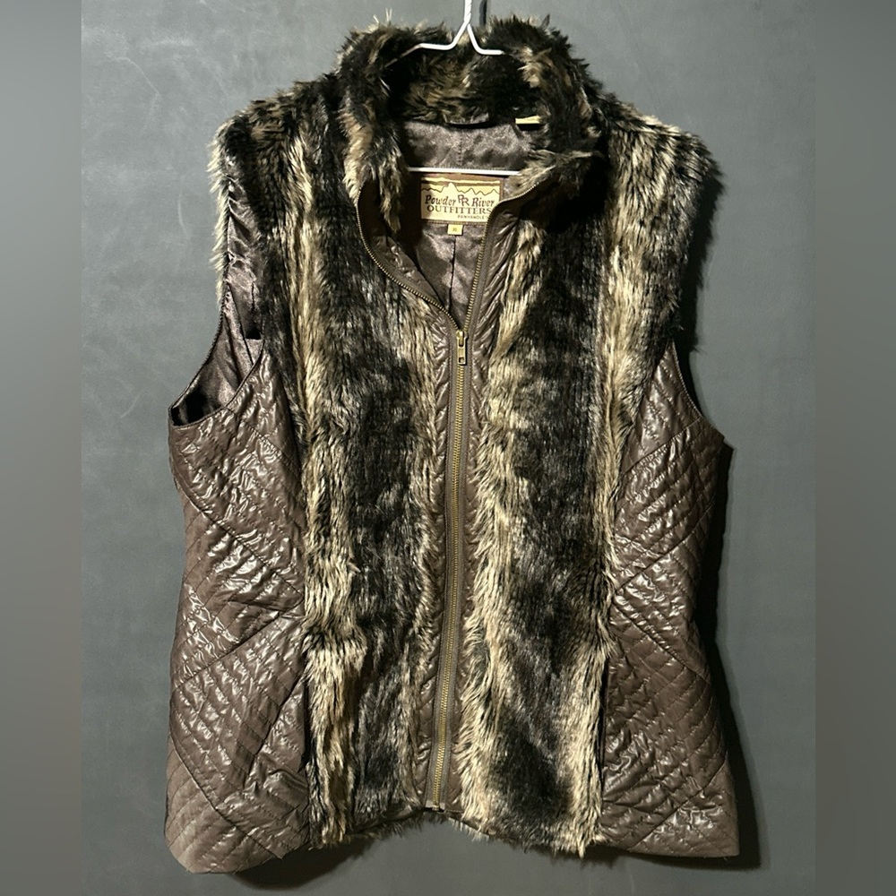 Stylish Quilted Faux Fur Vest